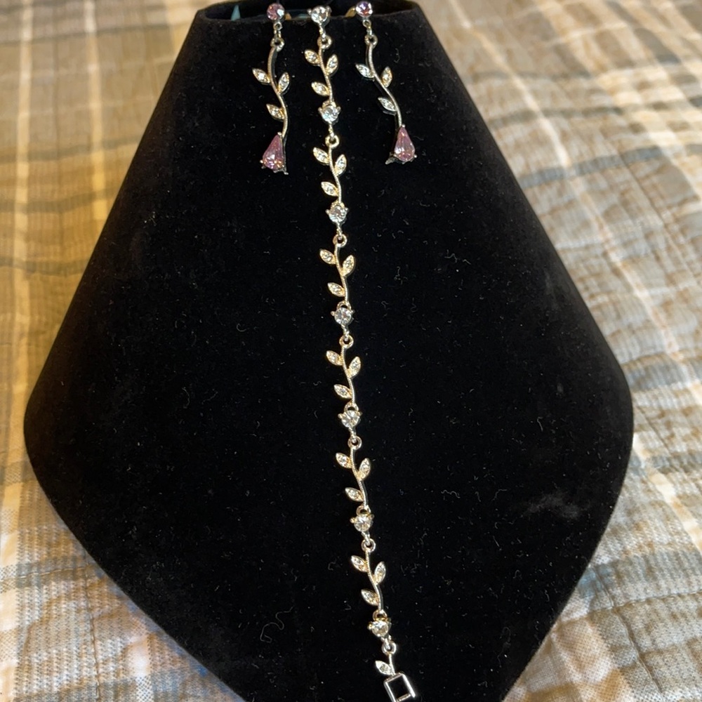 Matching Earrings & Bracelet